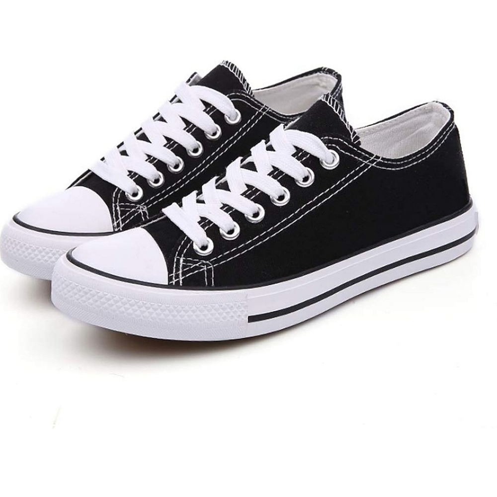 NWOT - Hurriman low top sneaker lace up - Black